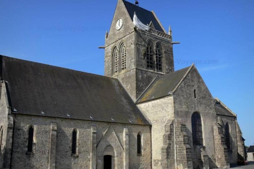 Gite En Cotentin Villa Etienville Екстериор снимка